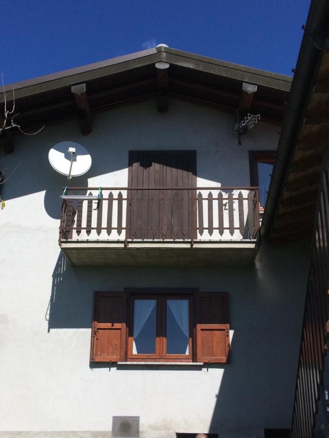 Baita Marina Villa Vercana Buitenkant foto