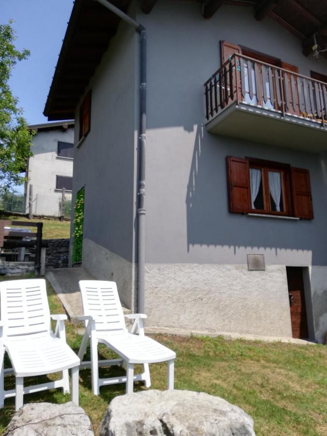 Baita Marina Villa Vercana Buitenkant foto