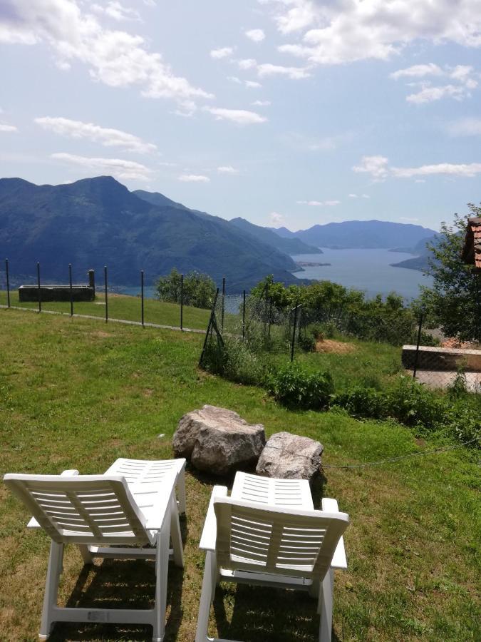 Baita Marina Villa Vercana Buitenkant foto